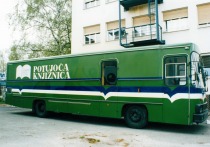 Drugi je bil na poti od 1987 do 1998 (Foto: arhiv Mariborske knjižnice) title=